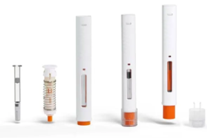 Internal components and assembly process of a disposable medical auto injector