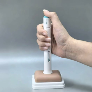 Ergonomic three-step manual auto injector pen for precise drug self-administration